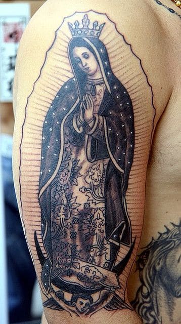 25 Stunning Virgin Mary Shoulder Tattoos
