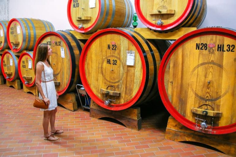 what-to-wear-to-a-winery